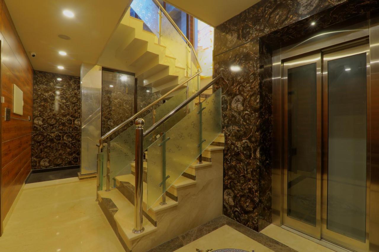 Shri Tirupati Residency Hotel Lucknow Exterior photo